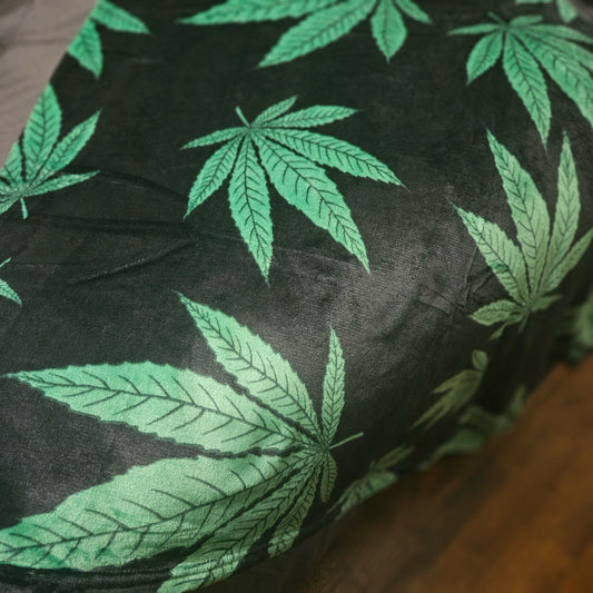 Mary Jane Leaf Blanket