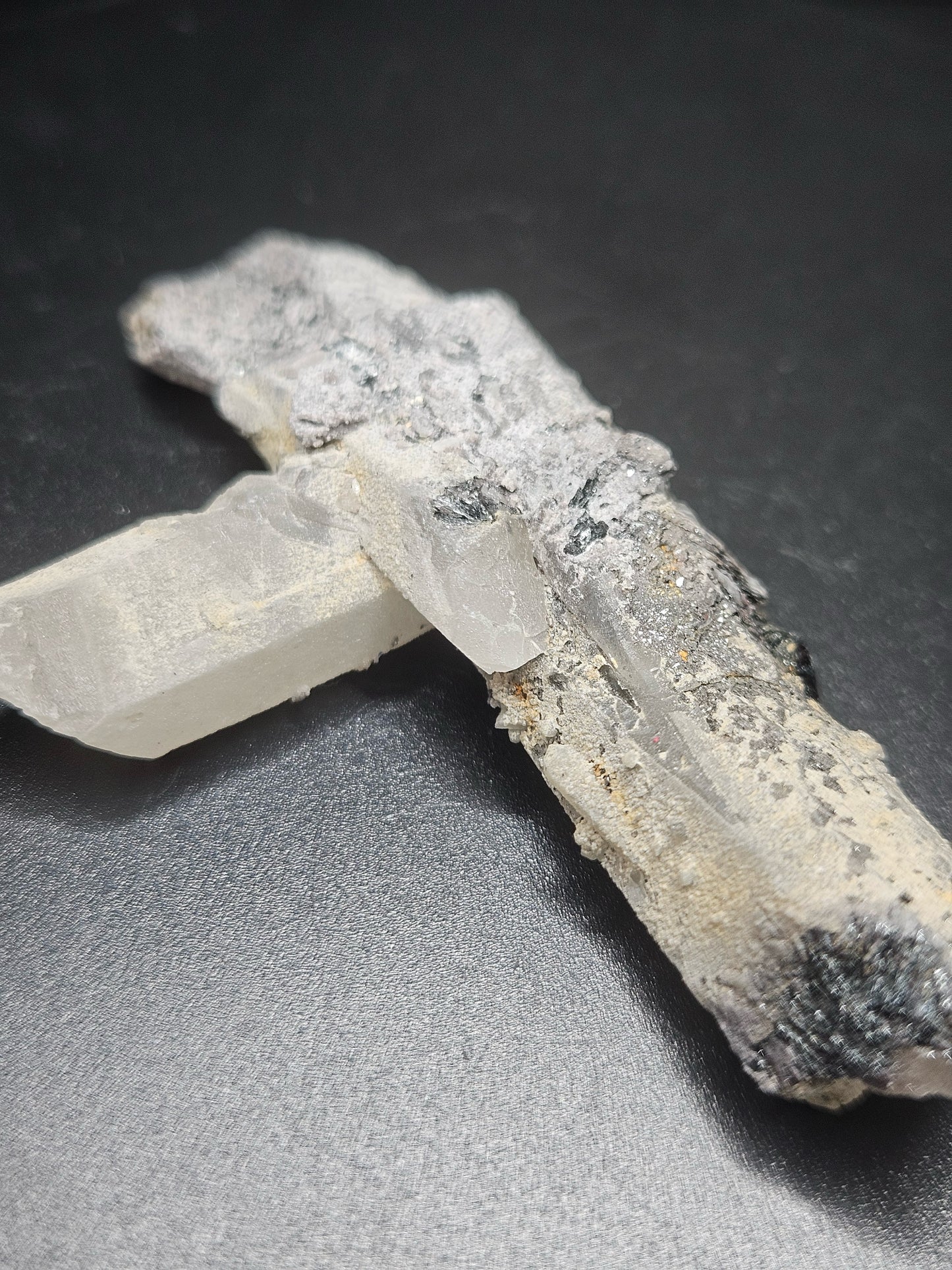 Candle Quartz w/ Specularite